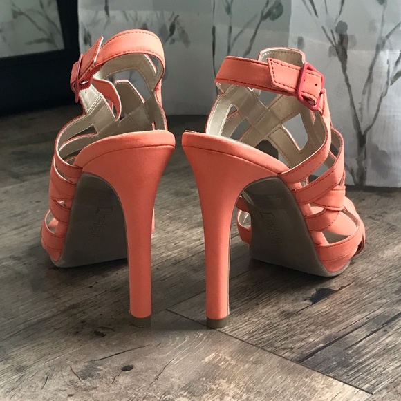 LimeLight Peep-toe Heels - Picture 7 of 14